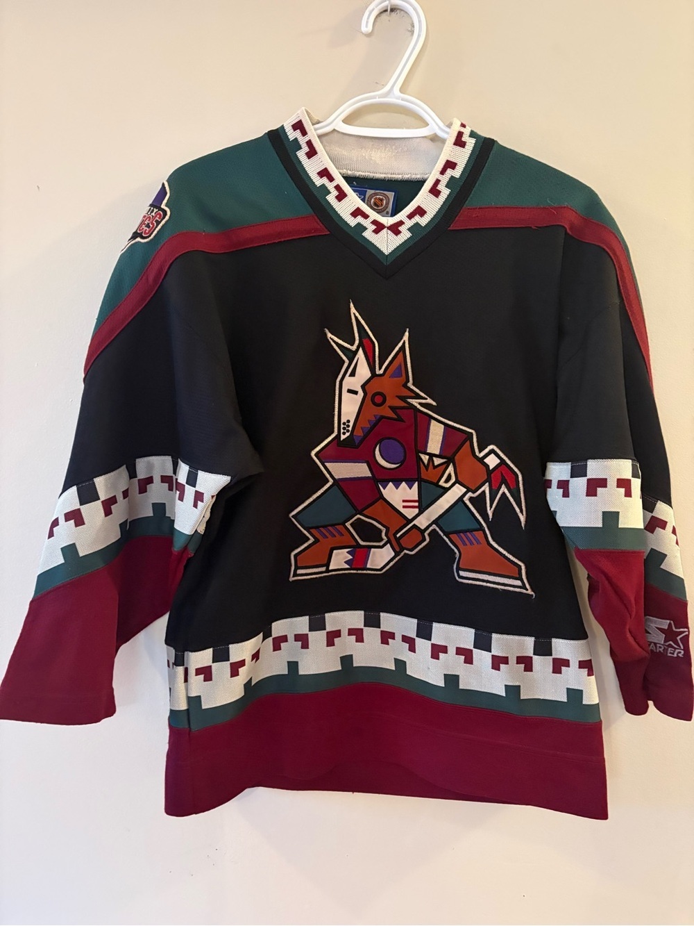 Vintage 90s Phoenix Coyotes Kachina NHL Hockey Jersey Starter, Junior Sz S/M
